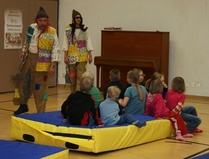 Lapsille oli Törkypeikkojen show.